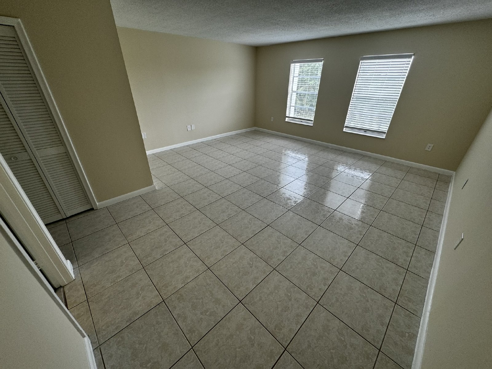 Golfview Flats - 402A property image