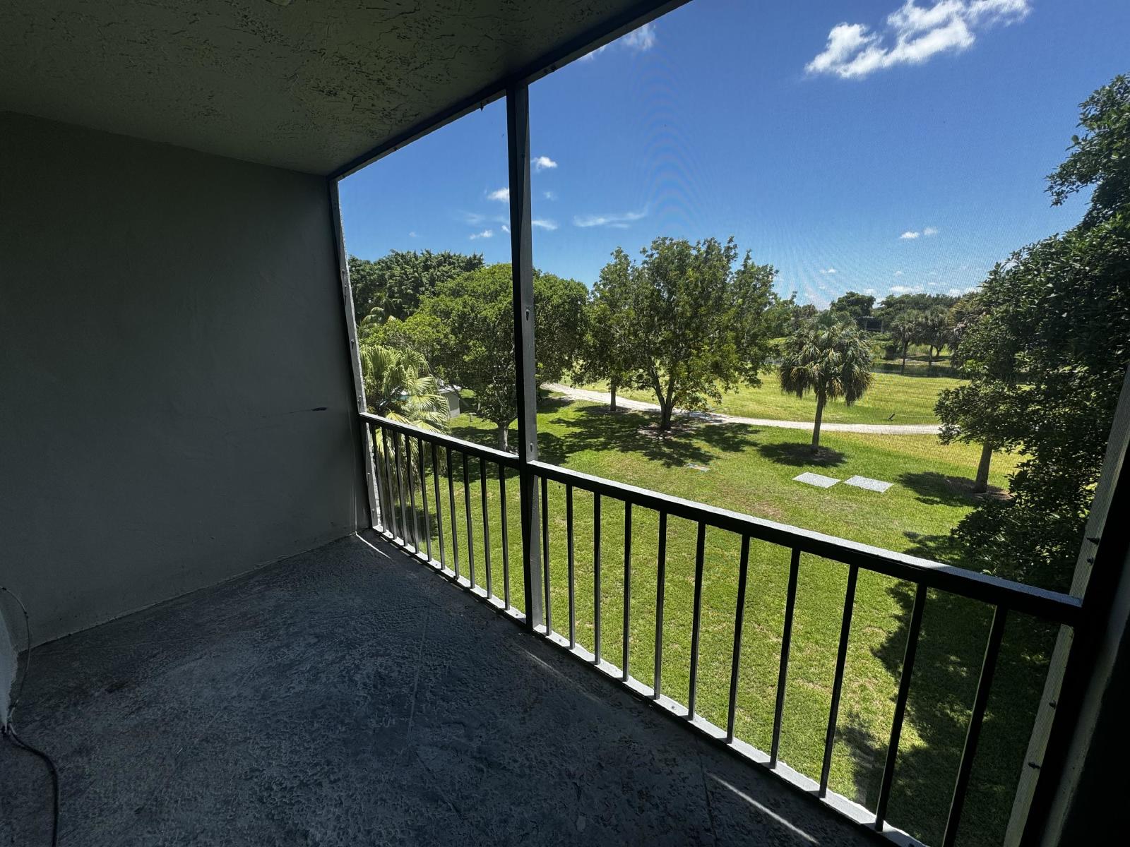 Golfview Flats - 305A property image