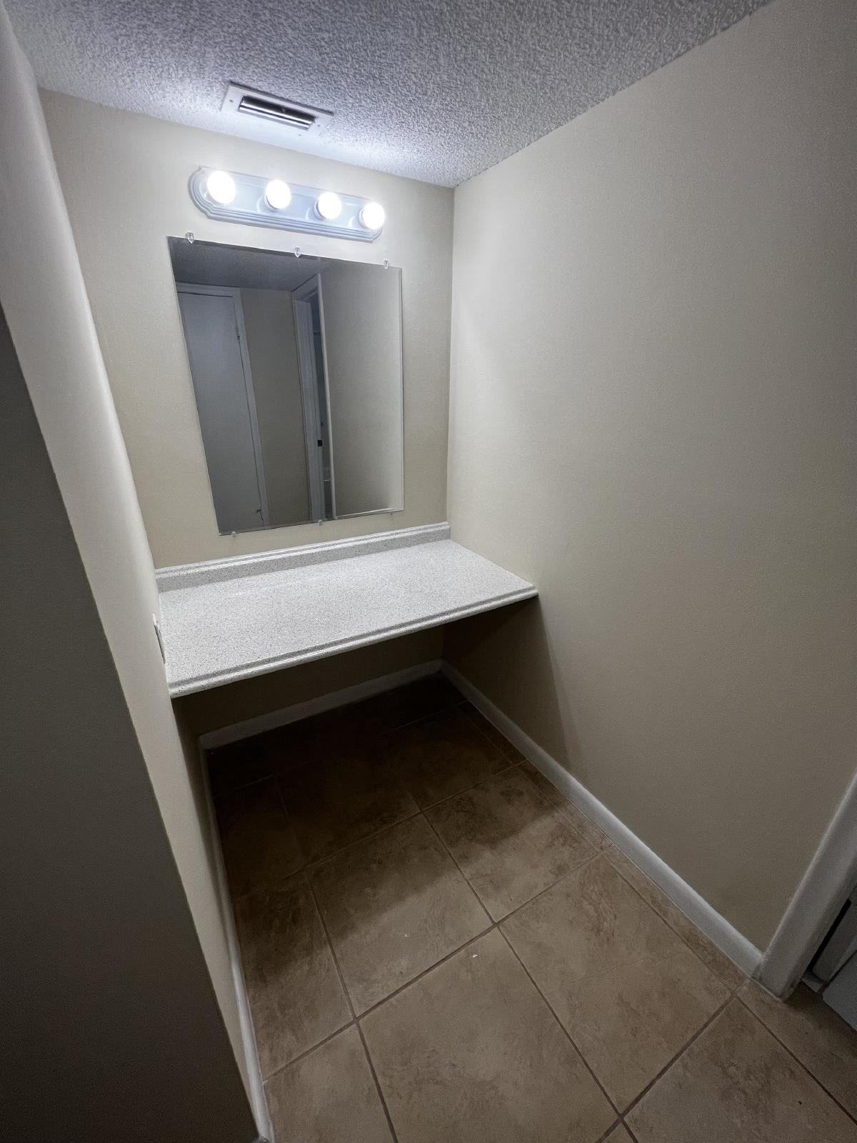 Golfview Flats - 203B property image